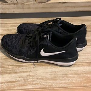 Nike flex supreme tr6